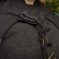 Epic Armoury Cape Tirion Vert-noir 11 Epic Armoury Cape Tirion Vert-noir -Vetements Halloween Boutique cape tirion vert noir 5