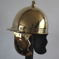 Deepeeka Casque Type Montefortino A, En Laiton -Vetements Halloween Boutique casque type montefortino a en laiton 4