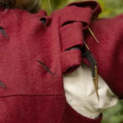 Epic Armoury Doublet Columbus, Rouge 11 Epic Armoury Doublet Columbus, Rouge -Vetements Halloween Boutique doublet columbus rouge 5