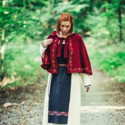 Leonardo Carbone Laine Chaperon Runa, Rouge -Vetements Halloween Boutique laine chaperon runa rouge 2