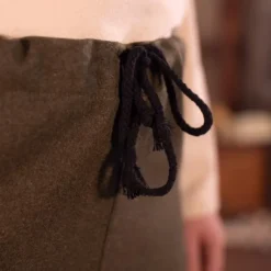 Burgschneider Pantalon Dames Skjoldehamm, Vert Olive 7 Burgschneider Pantalon Dames Skjoldehamm, Vert Olive -Vetements Halloween Boutique pantalon dames skjoldehamm vert olive 2