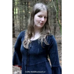 Leonardo Carbone Robe Branwen Noir-rouge -Vetements Halloween Boutique robe branwen noir rouge 2