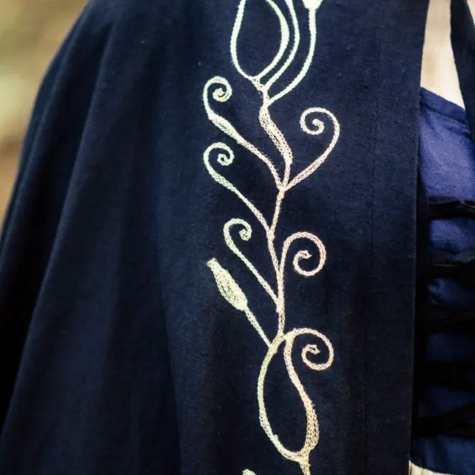 Leonardo Carbone Serafina Cape, Noir 3 Leonardo Carbone Serafina Cape, Noir – Image 3