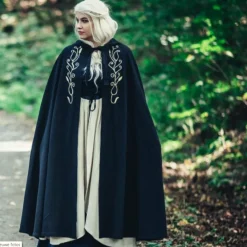 Leonardo Carbone Serafina Cape, Noir 10 Leonardo Carbone Serafina Cape, Noir -Vetements Halloween Boutique serafina cape noir 4