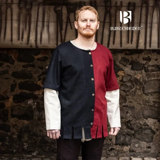 Burgschneider Surcoat Aleran, à Droite, Noir 1 Burgschneider Surcoat Aleran, à Droite, Noir